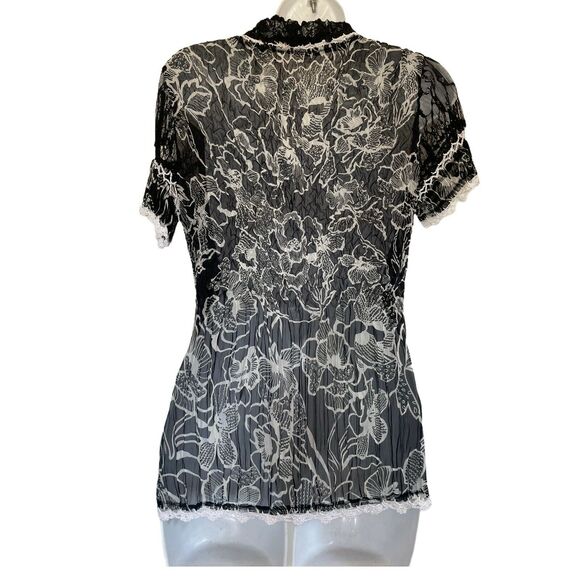 ALBERTO MAKALI Size M Black White Crinkle Floral Print Blouse Shirt Top - Picture 2 of 6